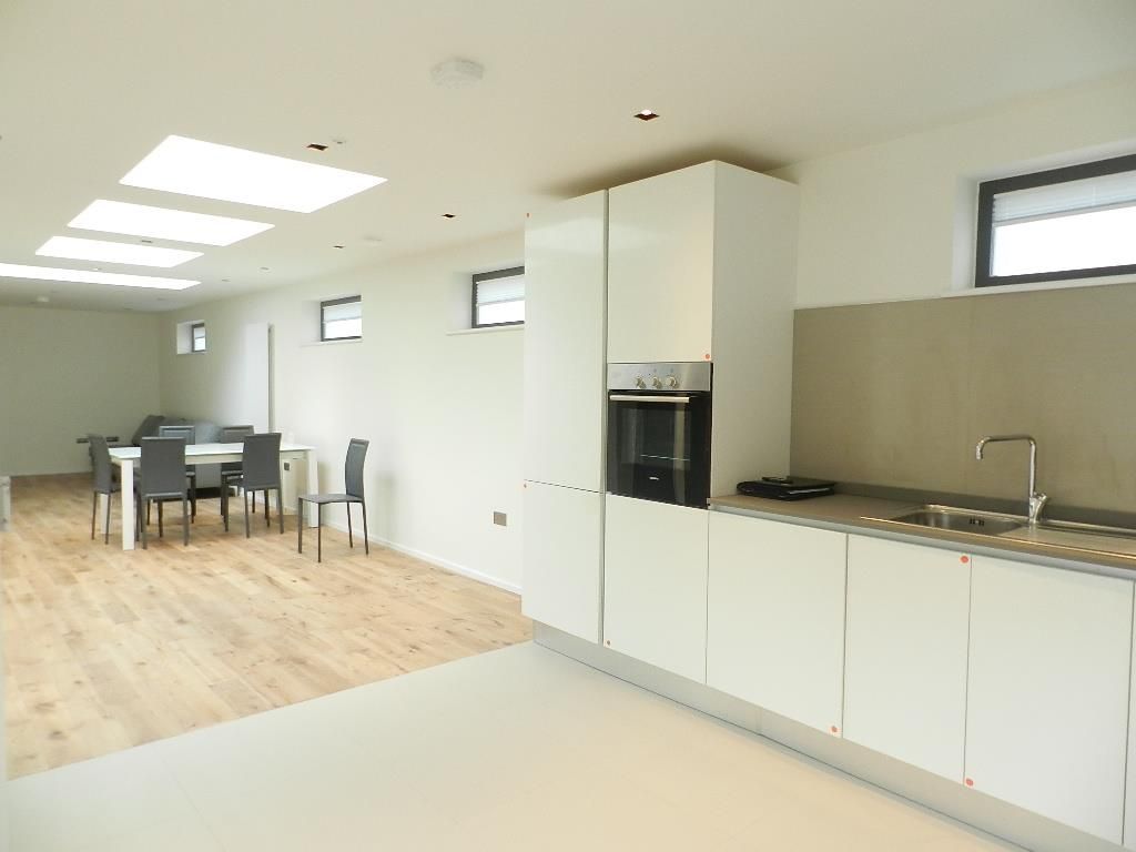 Property photo 2 of 18 Kitchen 2 Penrose Www.Edenharper.Com