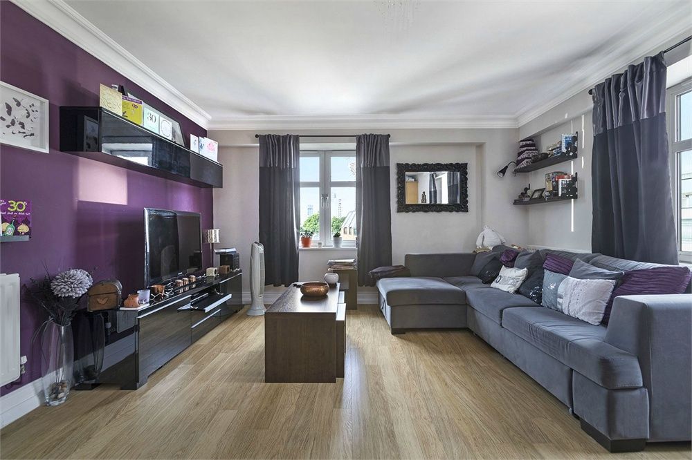 Property photo 2 of 10