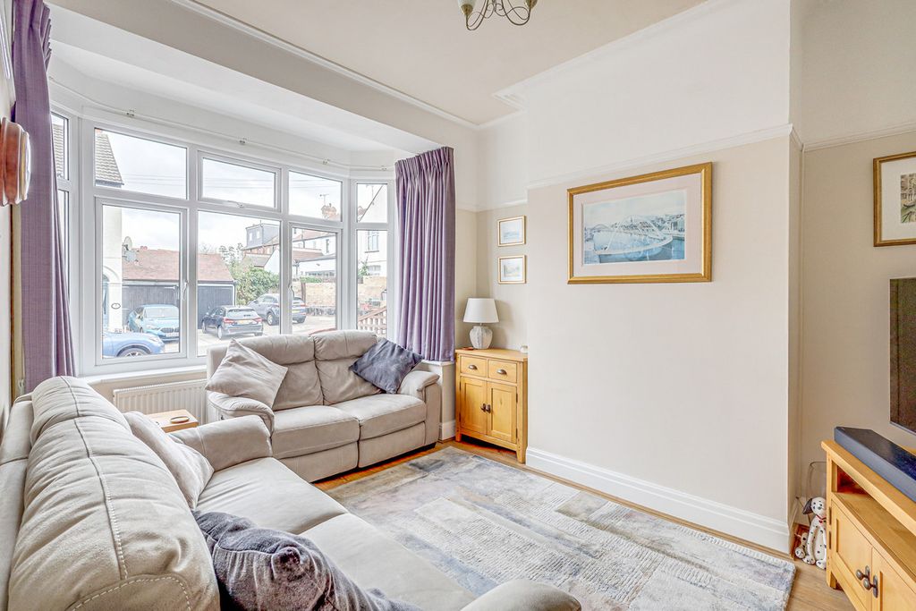 Property photo 2 of 21