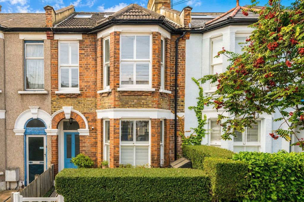 Property photo 1 of 9