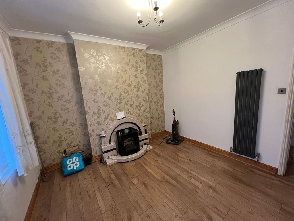 Property photo 3 of 10 Image 3