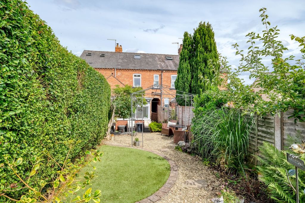 Property photo 2 of 15