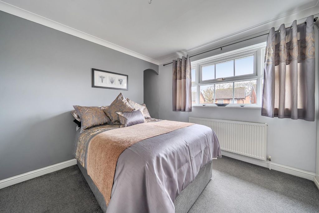 Property photo 2 of 18 Sapphire 3.Jpg