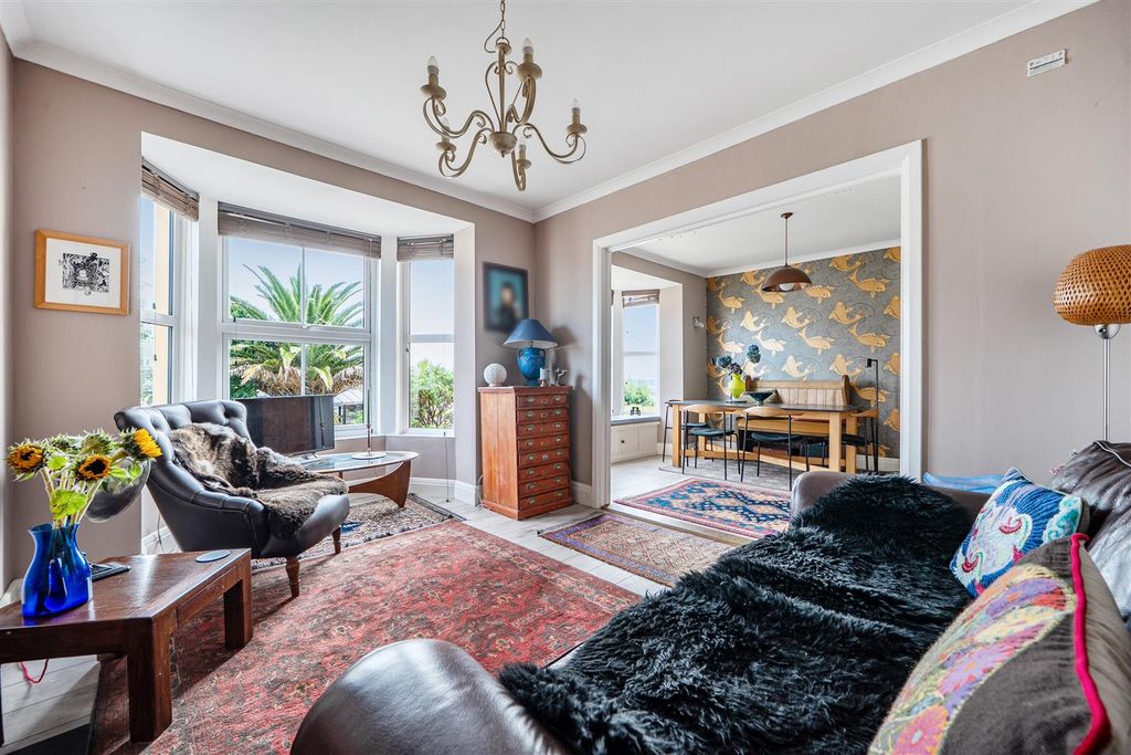 Property photo 3 of 19 Open Plan.Jpg