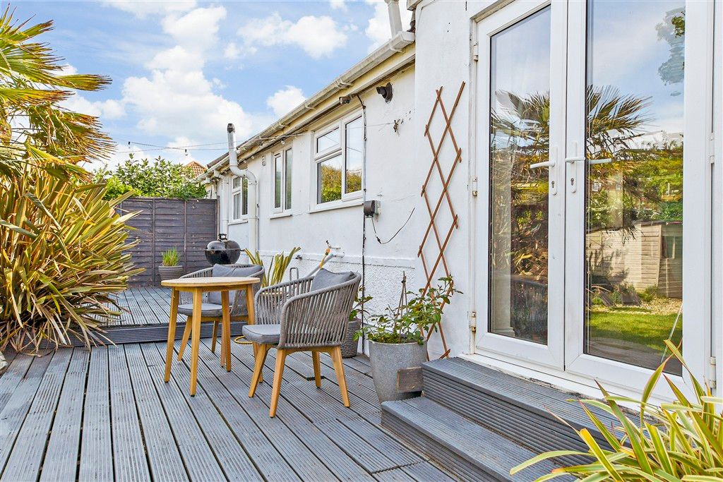 Additional image 14 of 4 bed chalet for saleVictoria Avenue, Peacehaven, East Sussex BN10