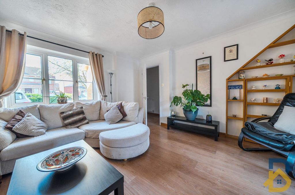 Property photo 2 of 15