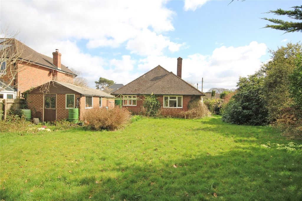 Property photo 2 of 11 Picture No. 08