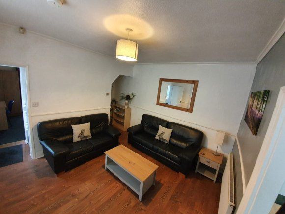 Property photo 2 of 6 7568860.Jpg