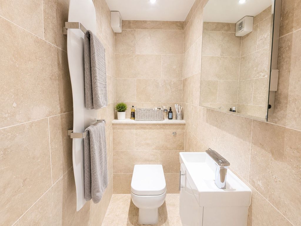 Property photo 3 of 17 Downstairs WC