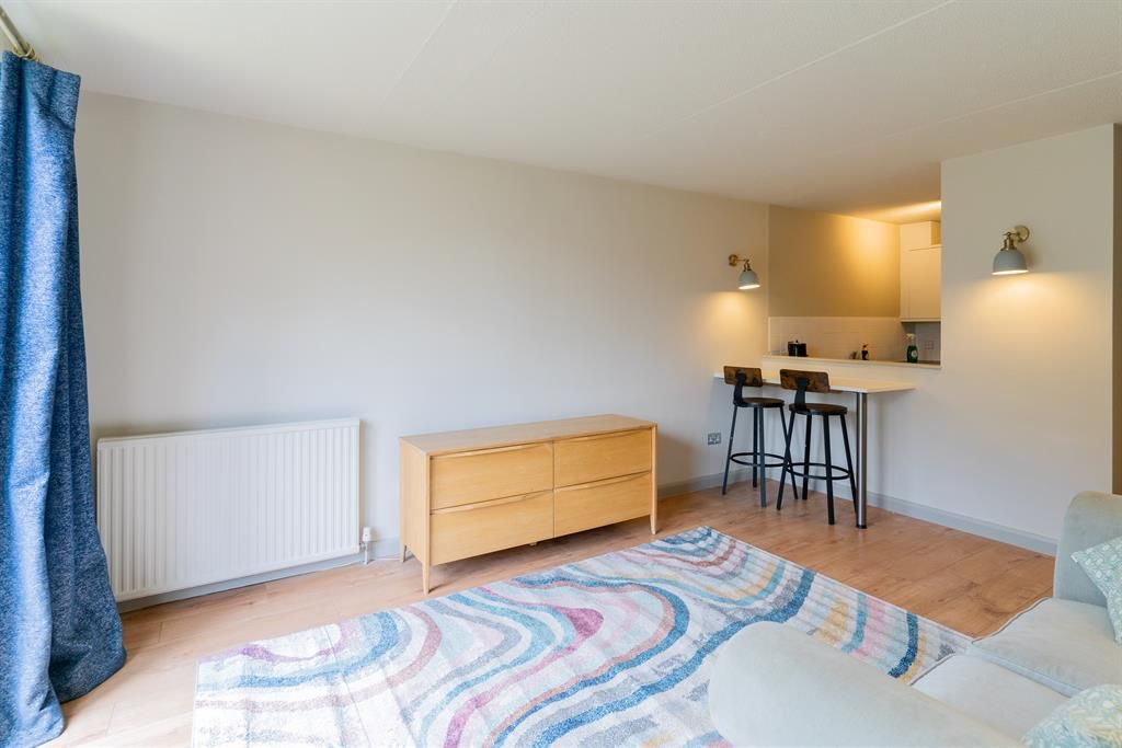 Property photo 3 of 8 Picture 3