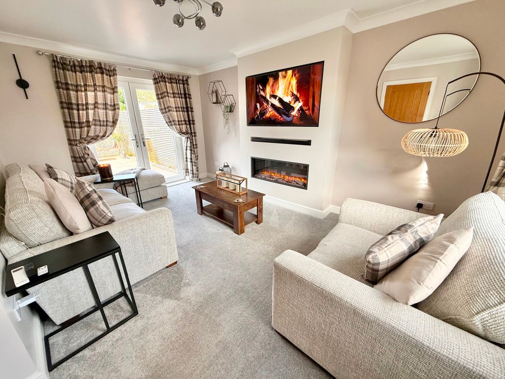 Property photo 3 of 29