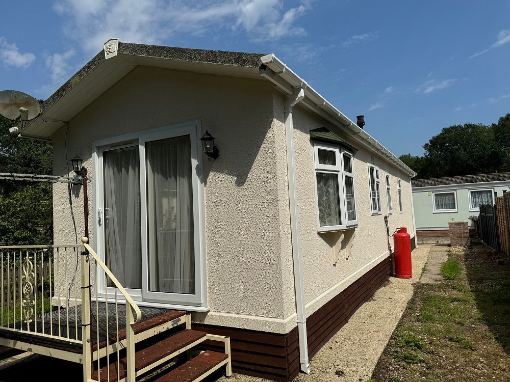 Property photo 1 of 6