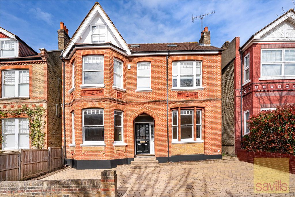 Property photo 1 of 18 Exterior