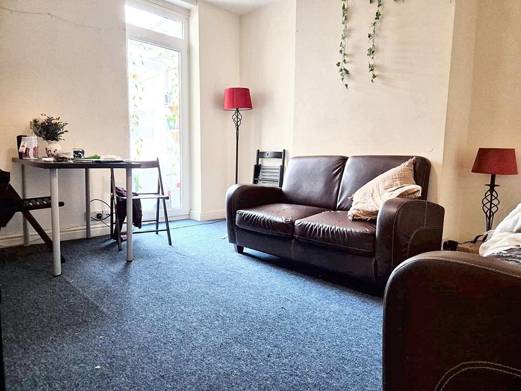 Property photo 1 of 15 Bright, Tidy Living Room With A Comfortable Two-Se...