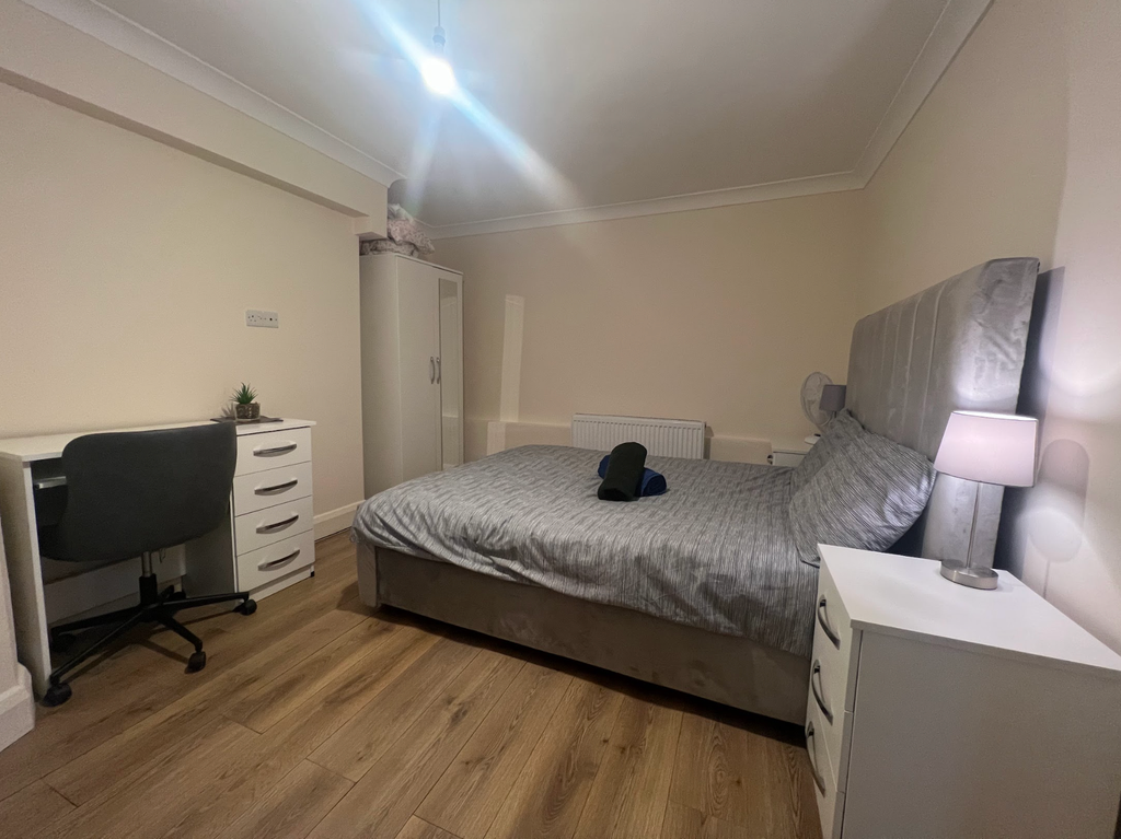 Property photo 1 of 4