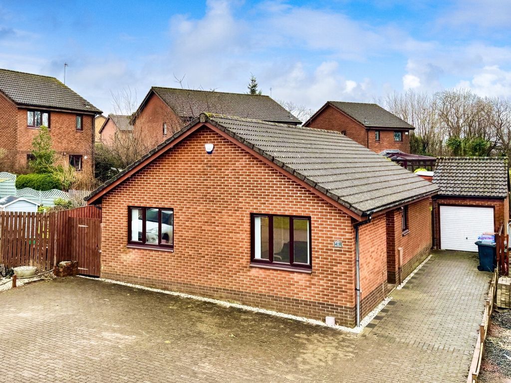Property photo 1 of 32 1