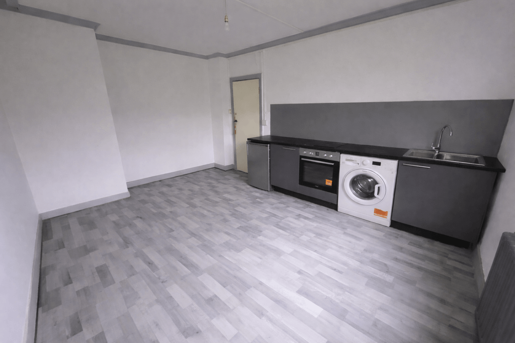 Property photo 2 of 16 Gallery