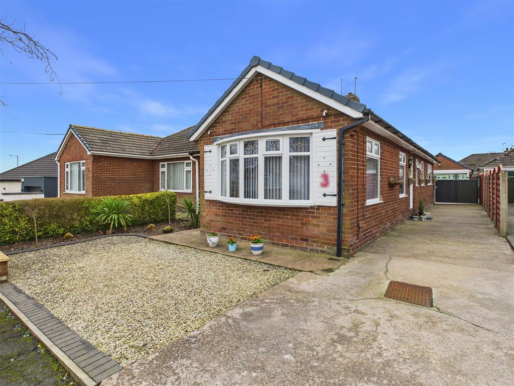 Property photo 1 of 18 Front