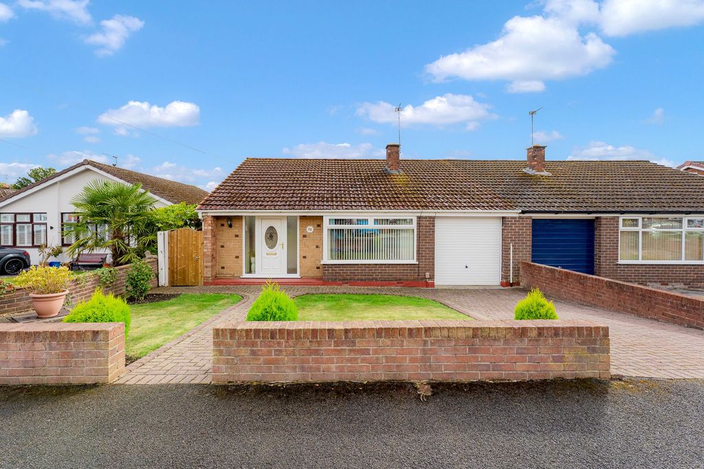Property photo 1 of 27