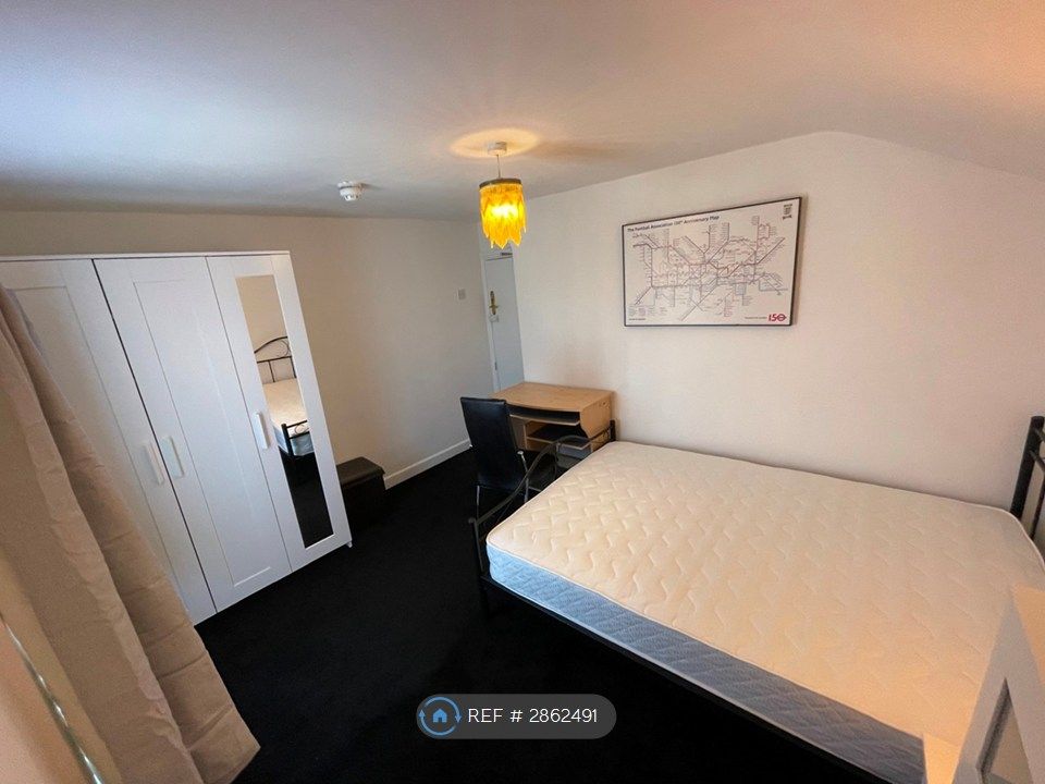 Property photo 2 of 8