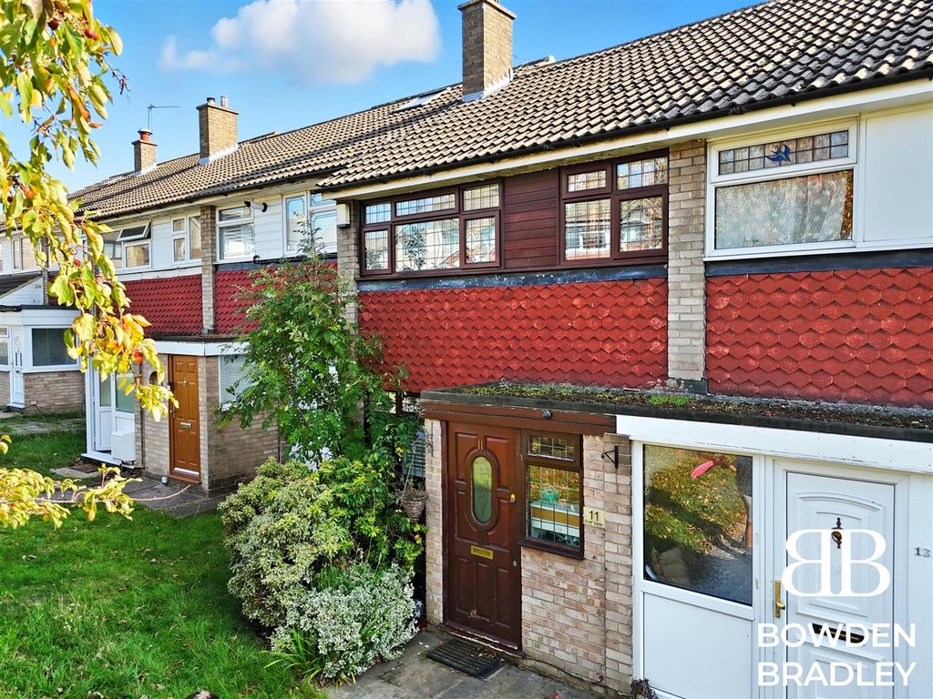 Property photo 3 of 25 Externals