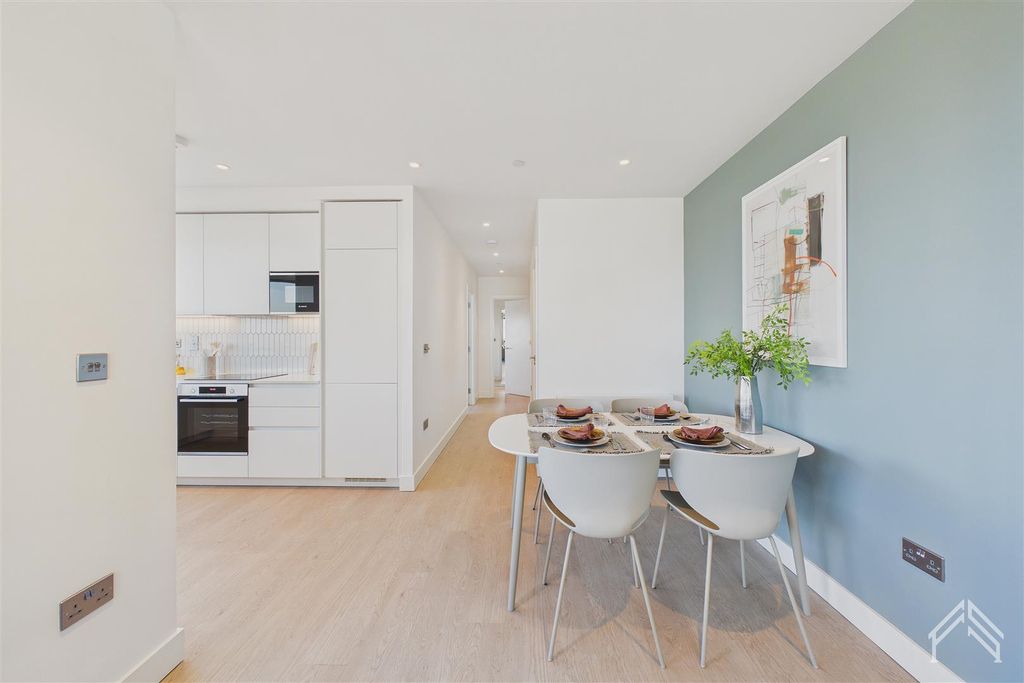 Property photo 2 of 18 2.Jpg