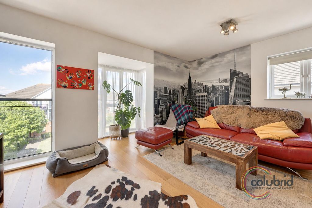 Property photo 2 of 13