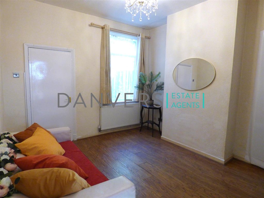Property photo 3 of 11 Receptiopnn 2.Jpg