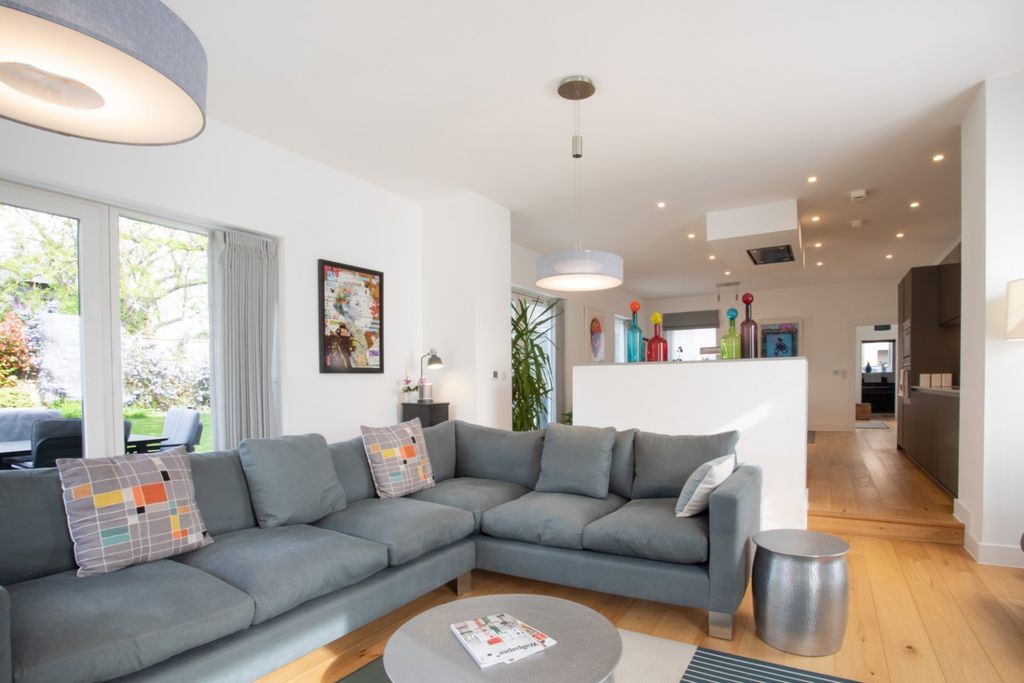 Additional image 16 of 4 bed detached house to rentBrook End Close, Trumpington, Cambridge, Cambridgeshire CB2