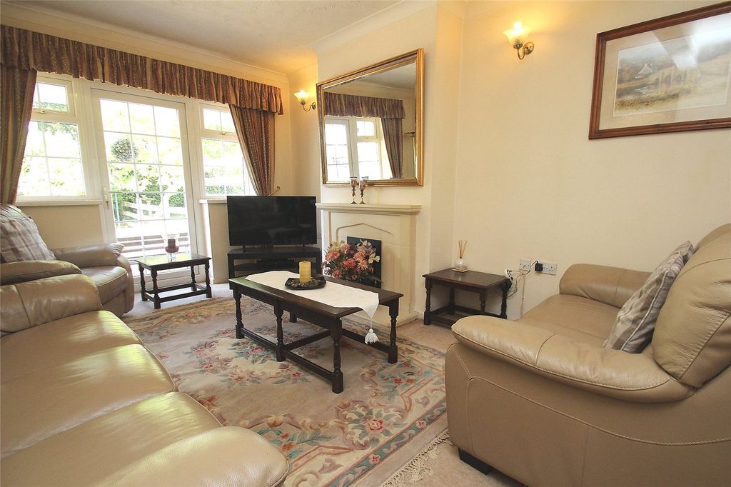 Property photo 2 of 14 Picture No. 05