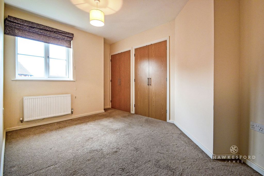 Property photo 3 of 7 Mulberry Way, Sittingbourne - Bedroom 1