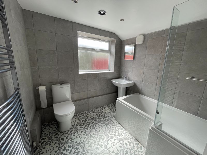 Property photo 2 of 12 Photo 8