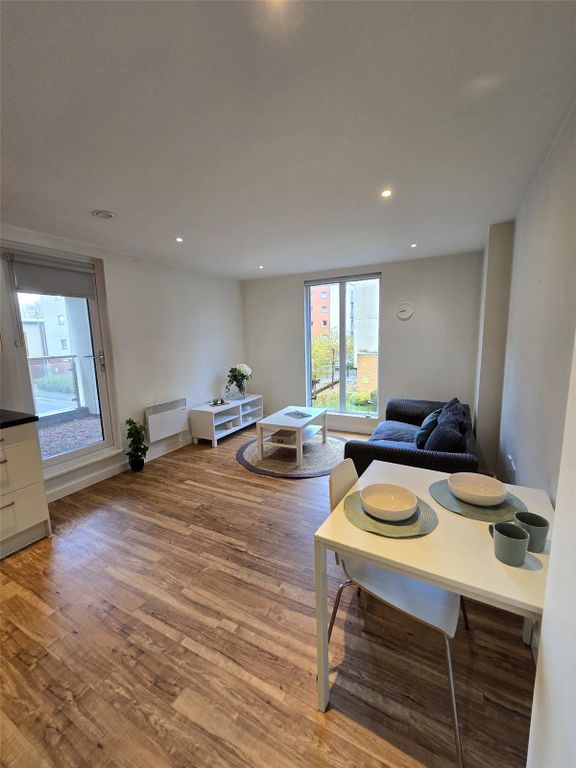 Property photo 2 of 7 Picture No. 19