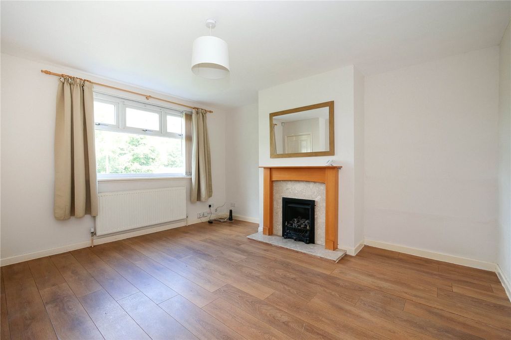 Property photo 2 of 15 Picture No. 04
