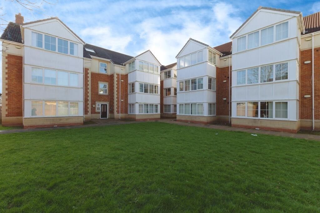 Property photo 1 of 13