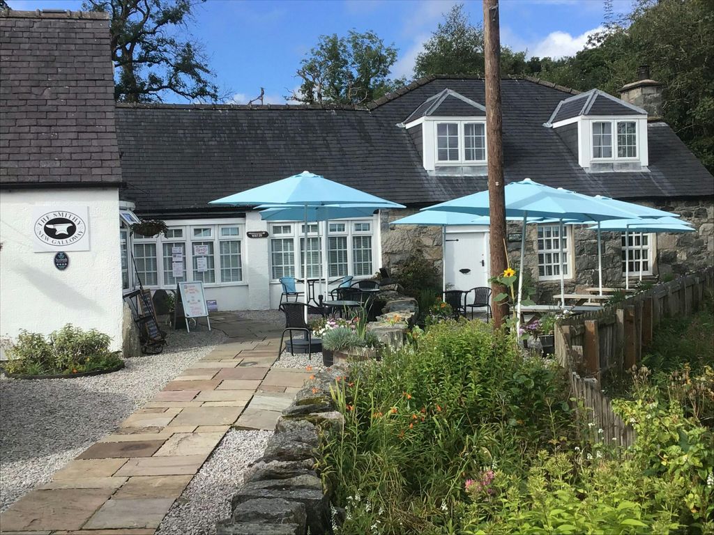 Property photo 3 of 8 Image 3