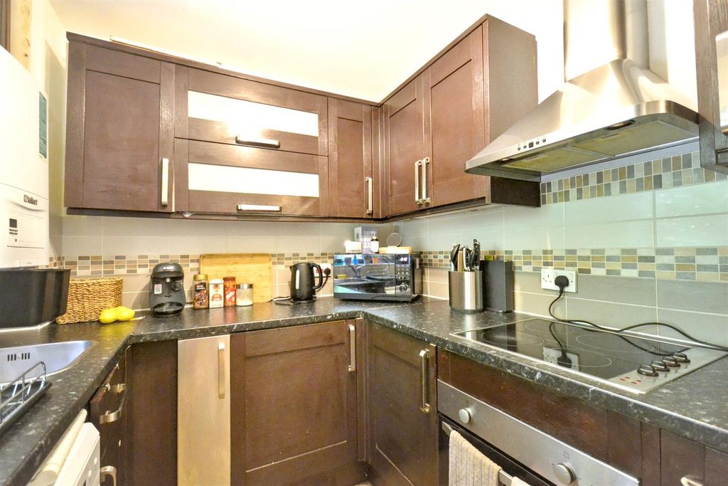 Property photo 2 of 13 Adsc_0006.Jpg