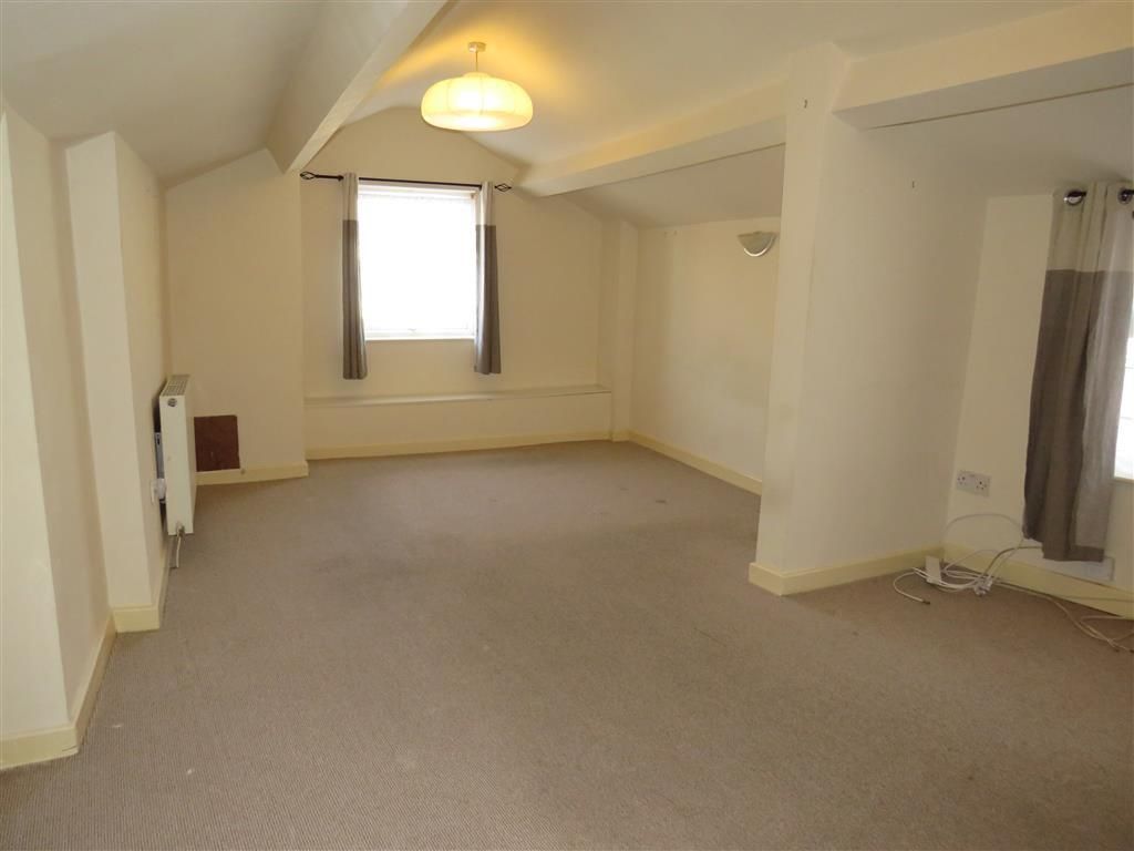 Property photo 2 of 9 Image