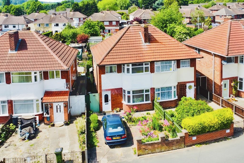 Property photo 1 of 25