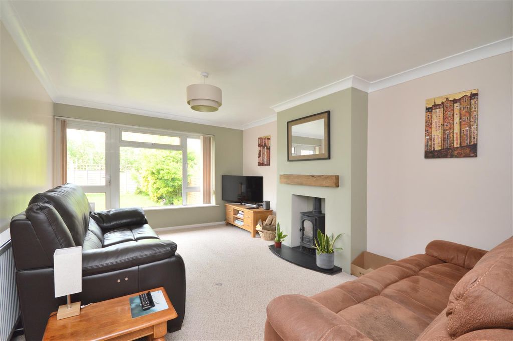 Property photo 2 of 13 Sitting Room