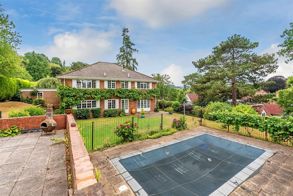 Property photo 2 of 27 Lansdown-House-39.Jpg
