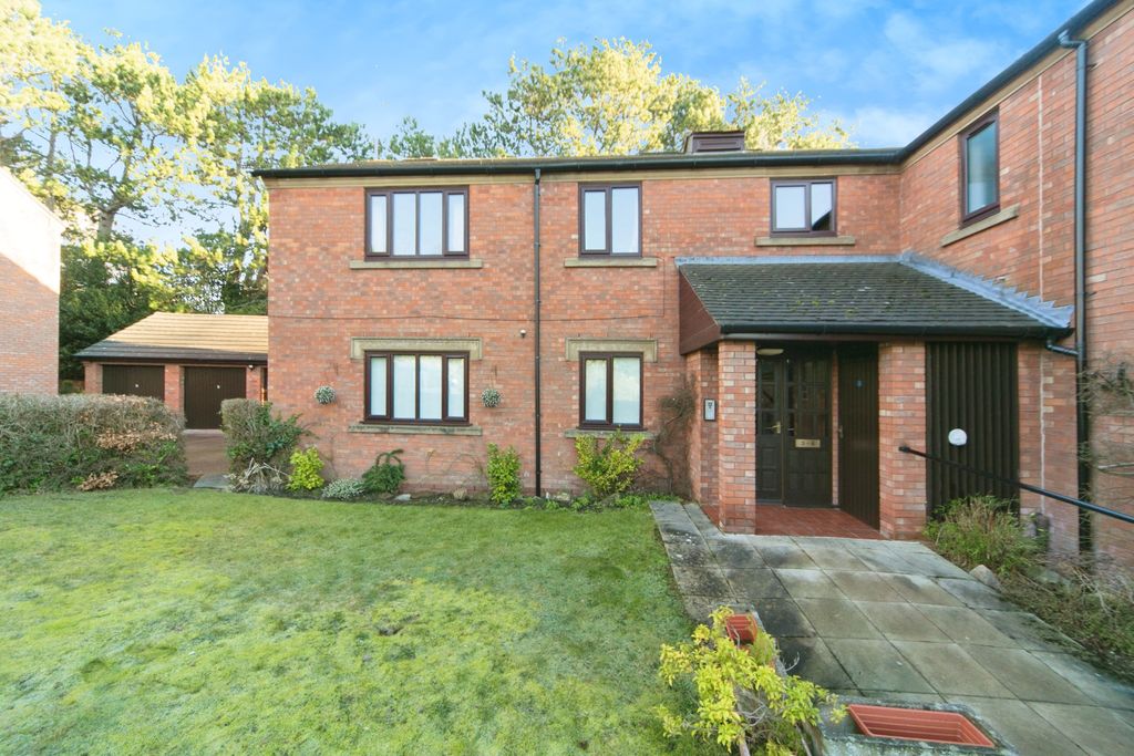 Property photo 3 of 18