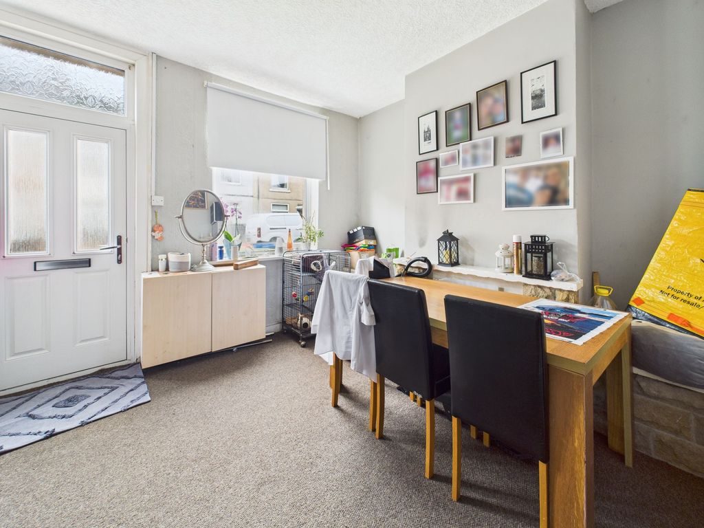 Property photo 2 of 8 Dining Room