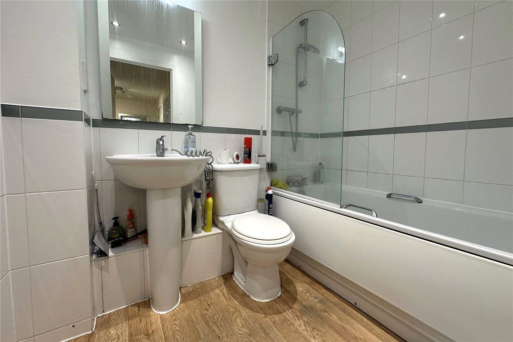 Property photo 3 of 9 Picture No. 11