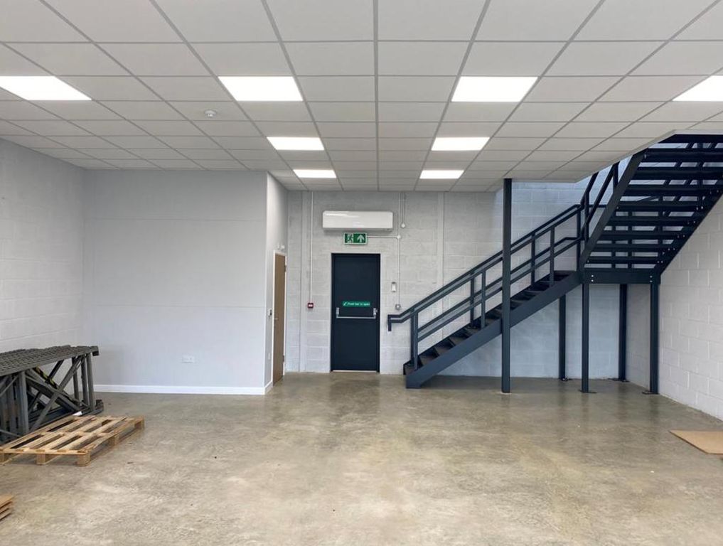 Property photo 1 of 8 Photo 1