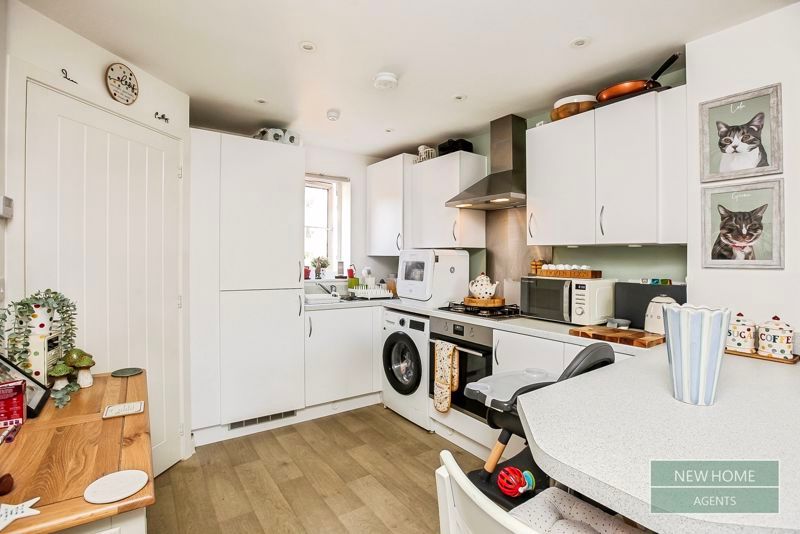 Property photo 2 of 18 Photo 9