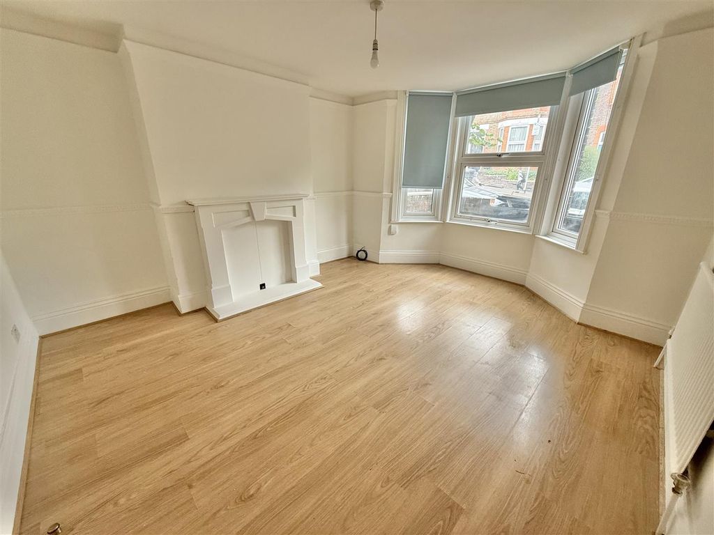 Property photo 2 of 8 Living Room