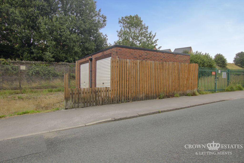 Property photo 1 of 4