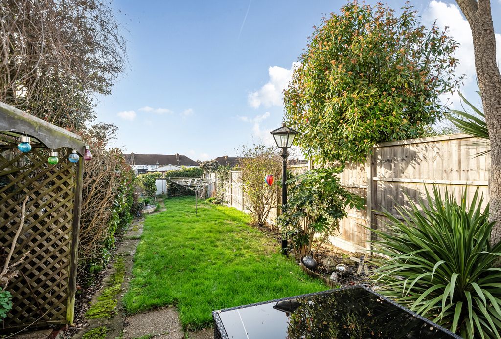 Property photo 3 of 15 Picture 3