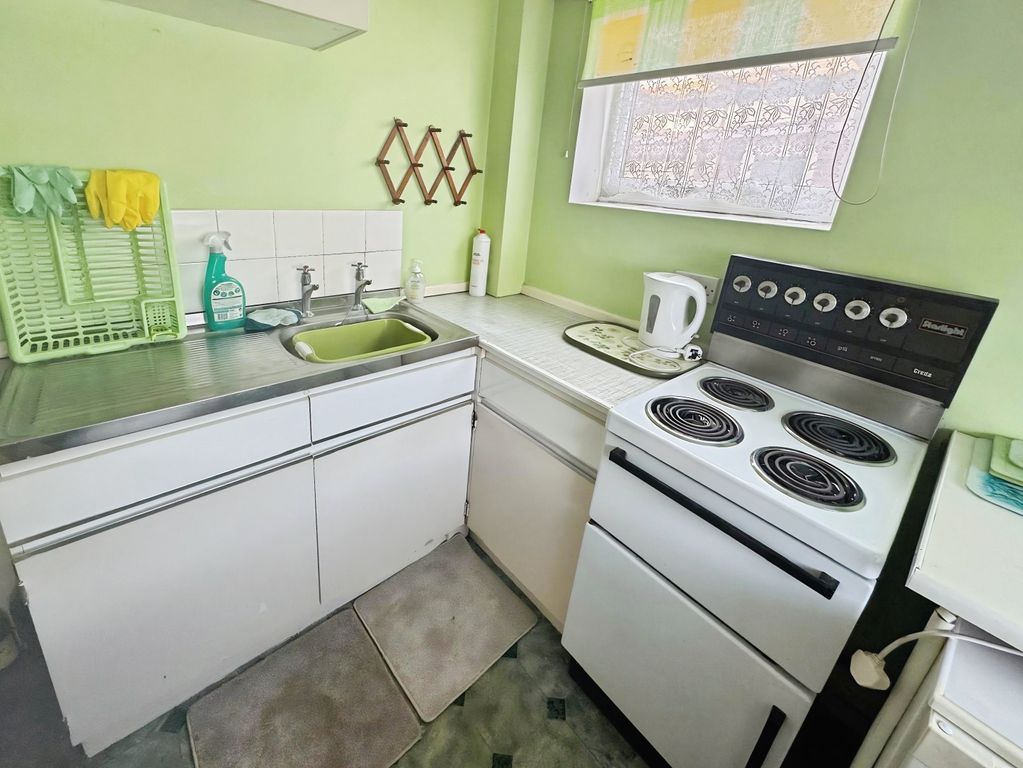 Property photo 2 of 15 4Fc3cd80-51A5d740-E350-4B96-9d84-2Bff223Bc90F